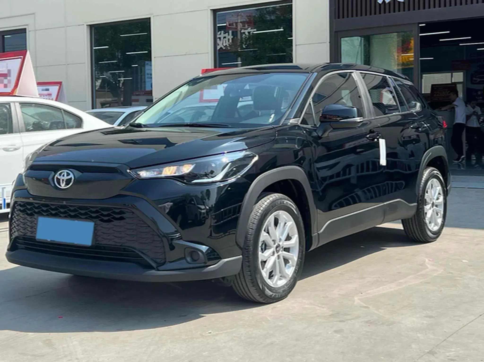 2025 TOYOTA FRONTLANDER view 1