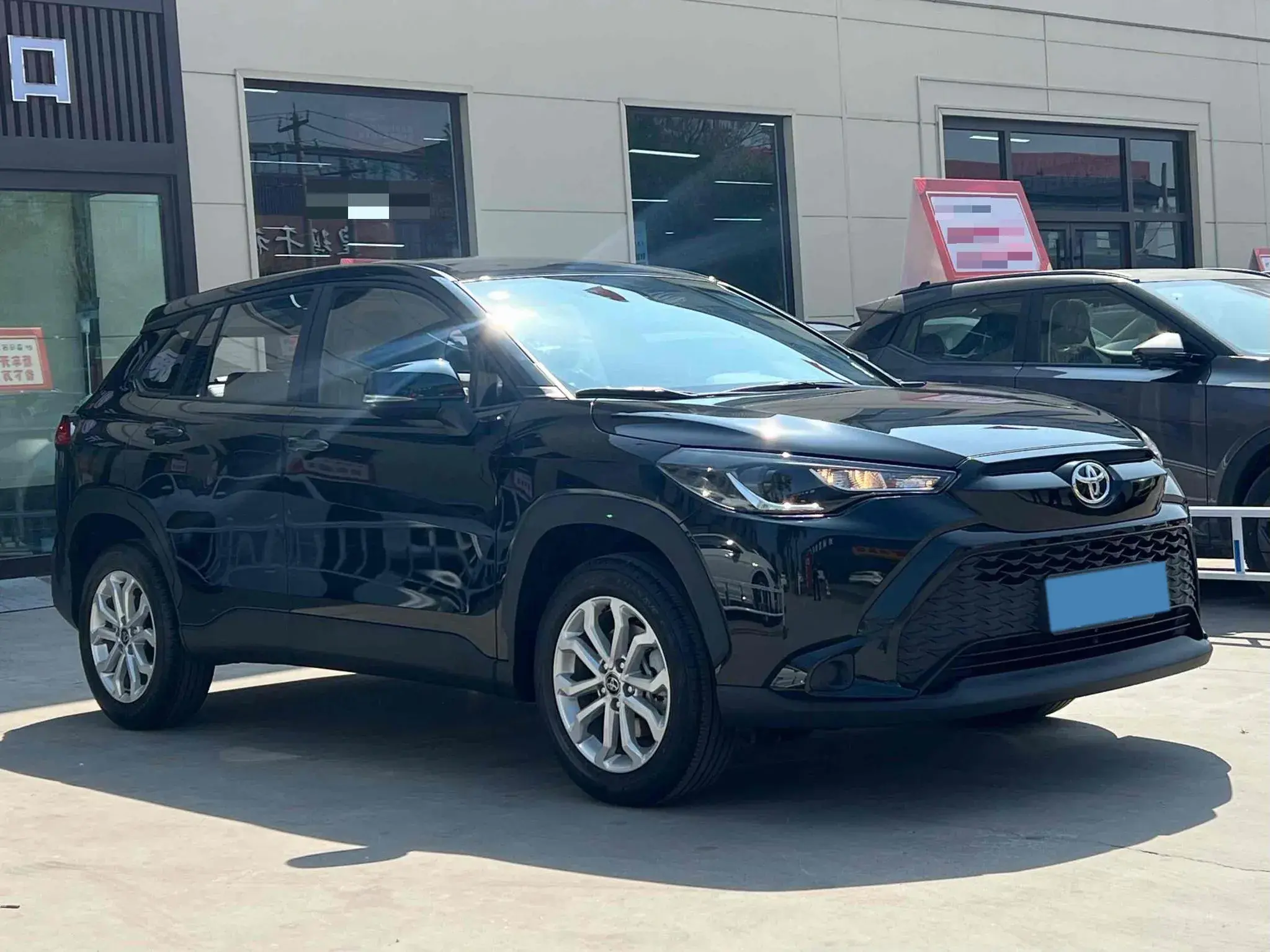 2025 TOYOTA FRONTLANDER thumbnail 2