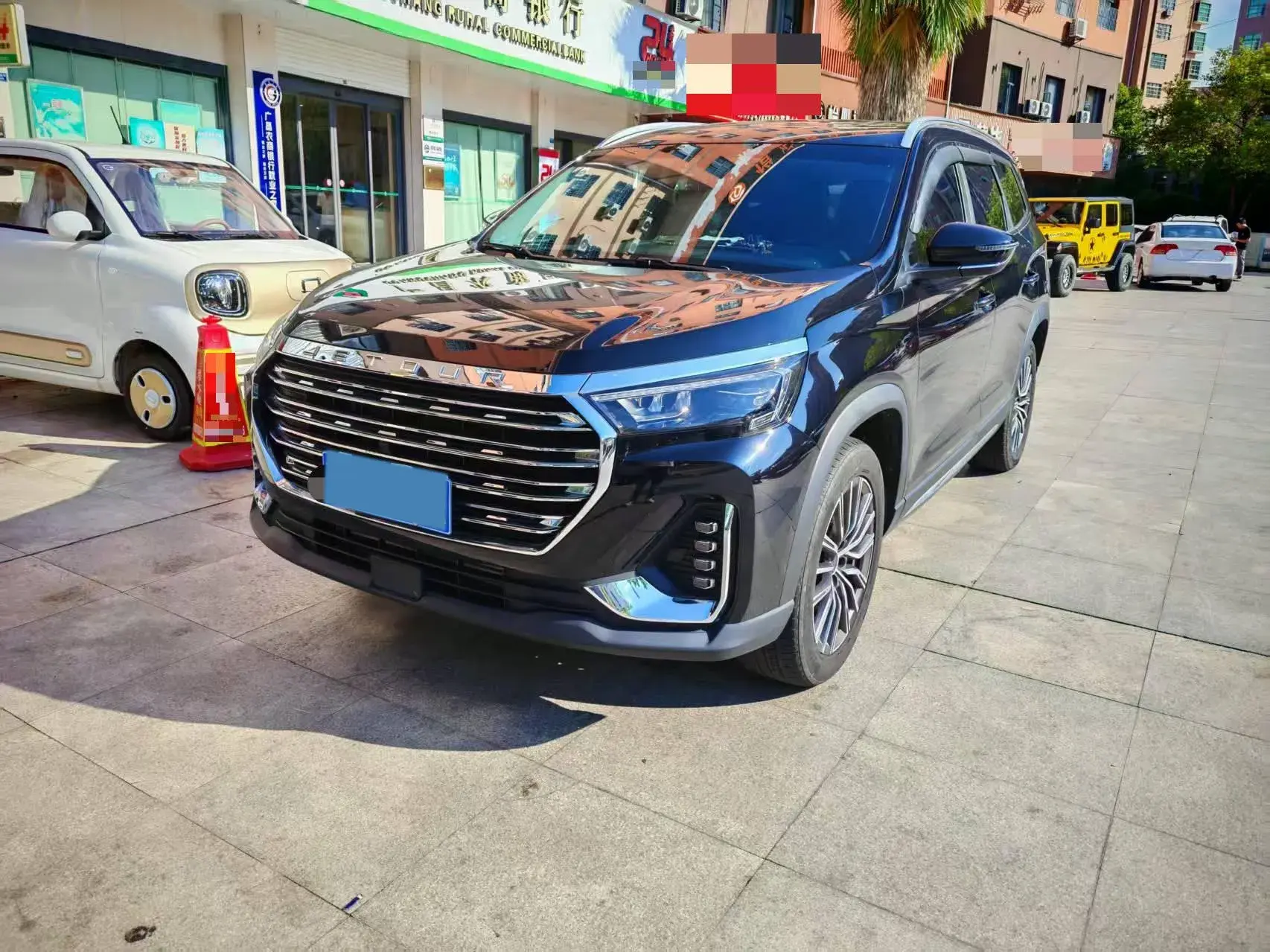 2023 JETOUR X90 view 1