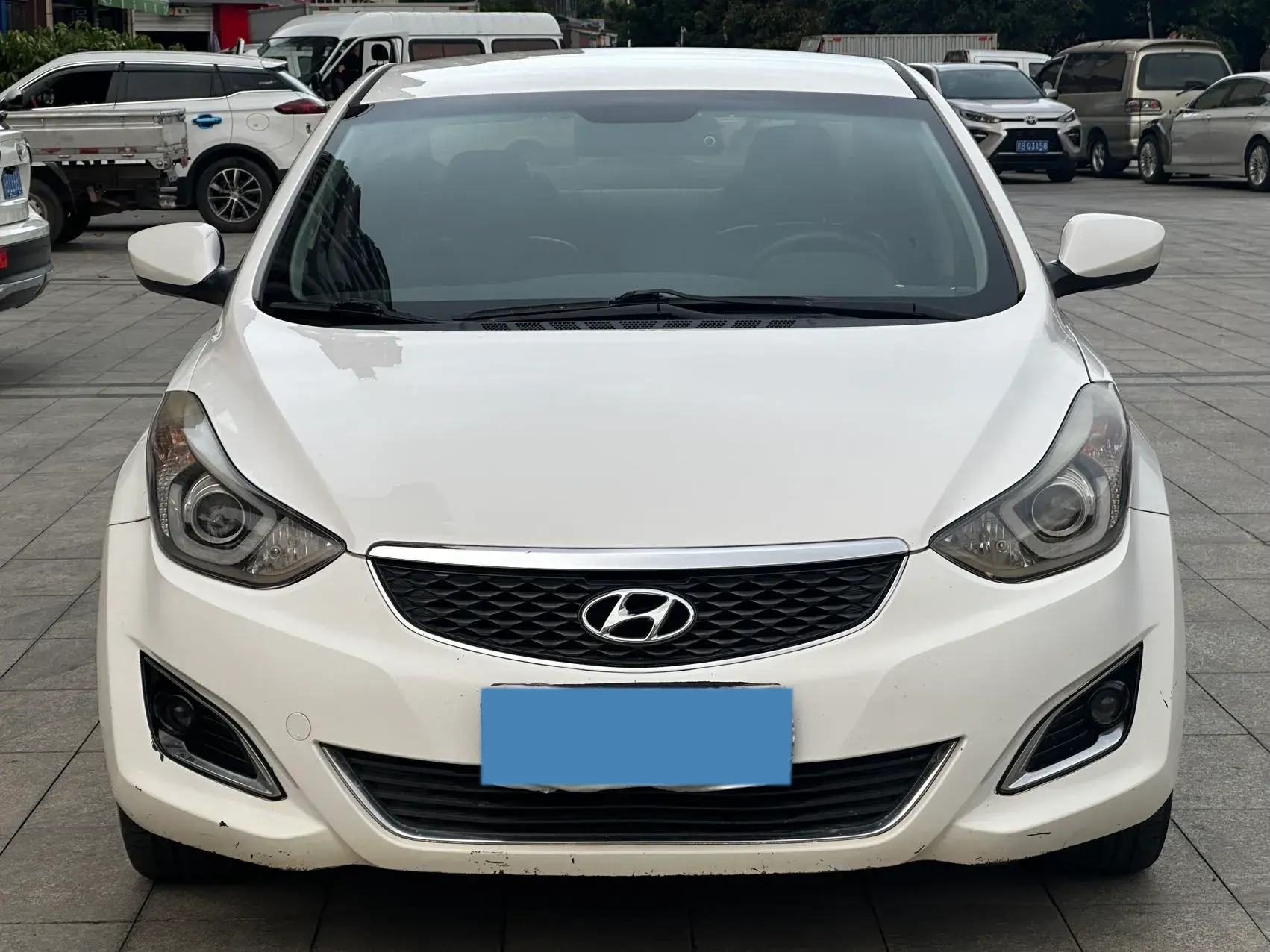 2016 HYUNDAI ELANTRA thumbnail 2