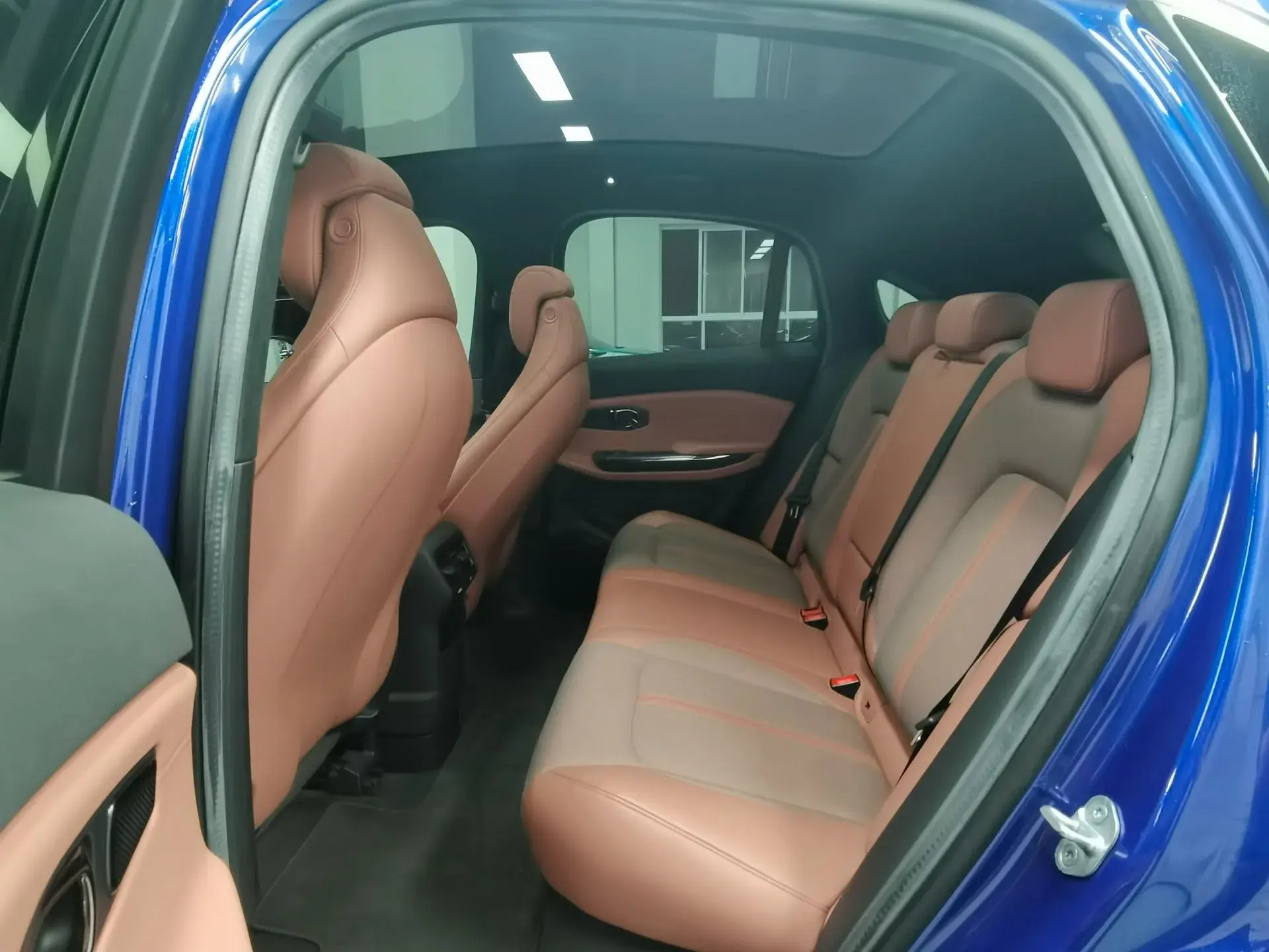 2020 NIO EC6 thumbnail 4