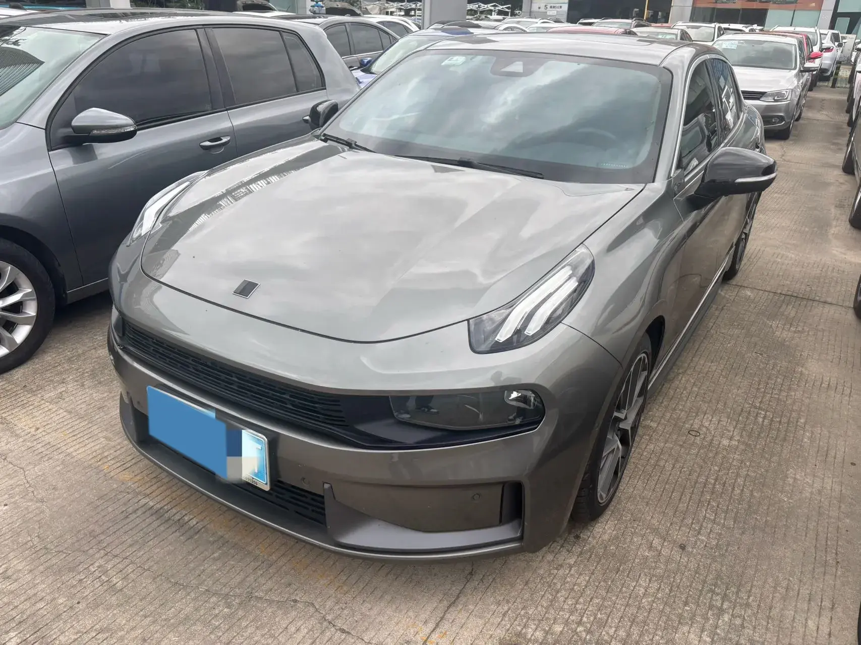 2022 LYNK&CO 03 view 1