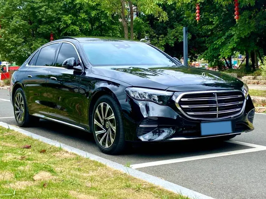 2024 MERCEDES-BENZ E thumbnail 3