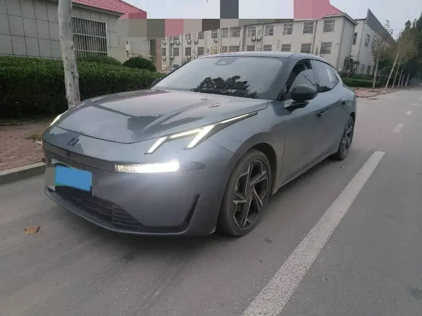 2024 LYNK&CO 07 view 1