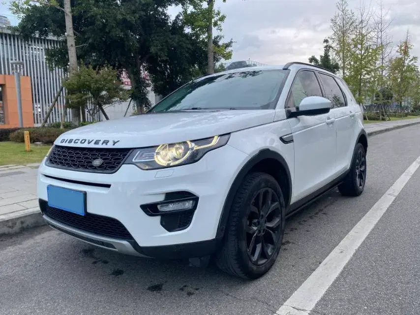 2018 LAND ROVER view 1