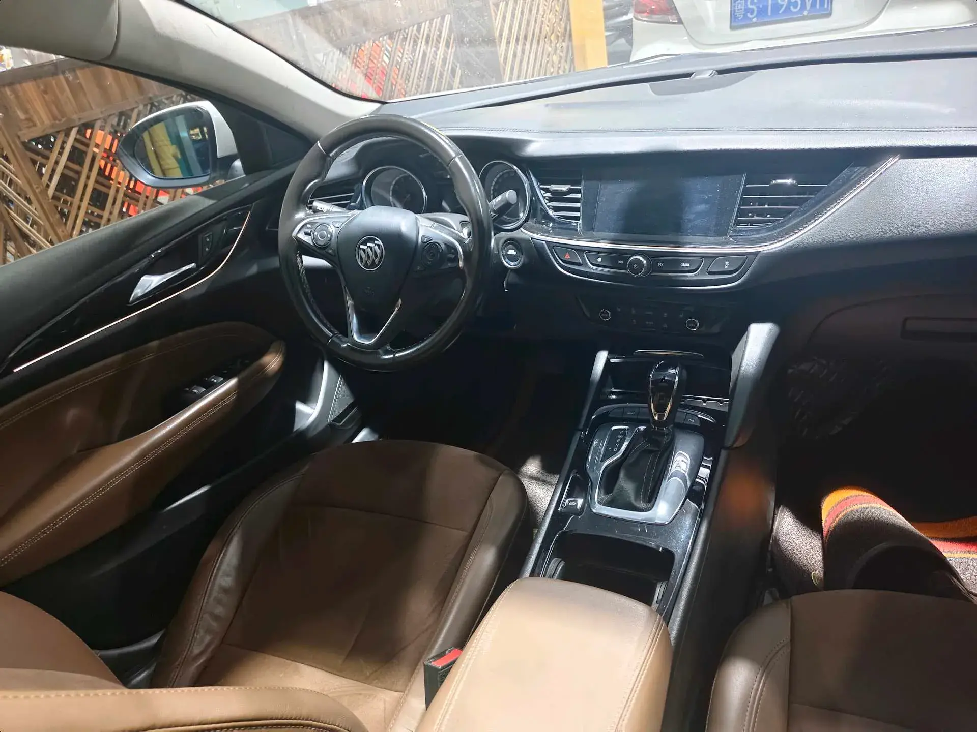 2019 BUICK REGAL thumbnail 4