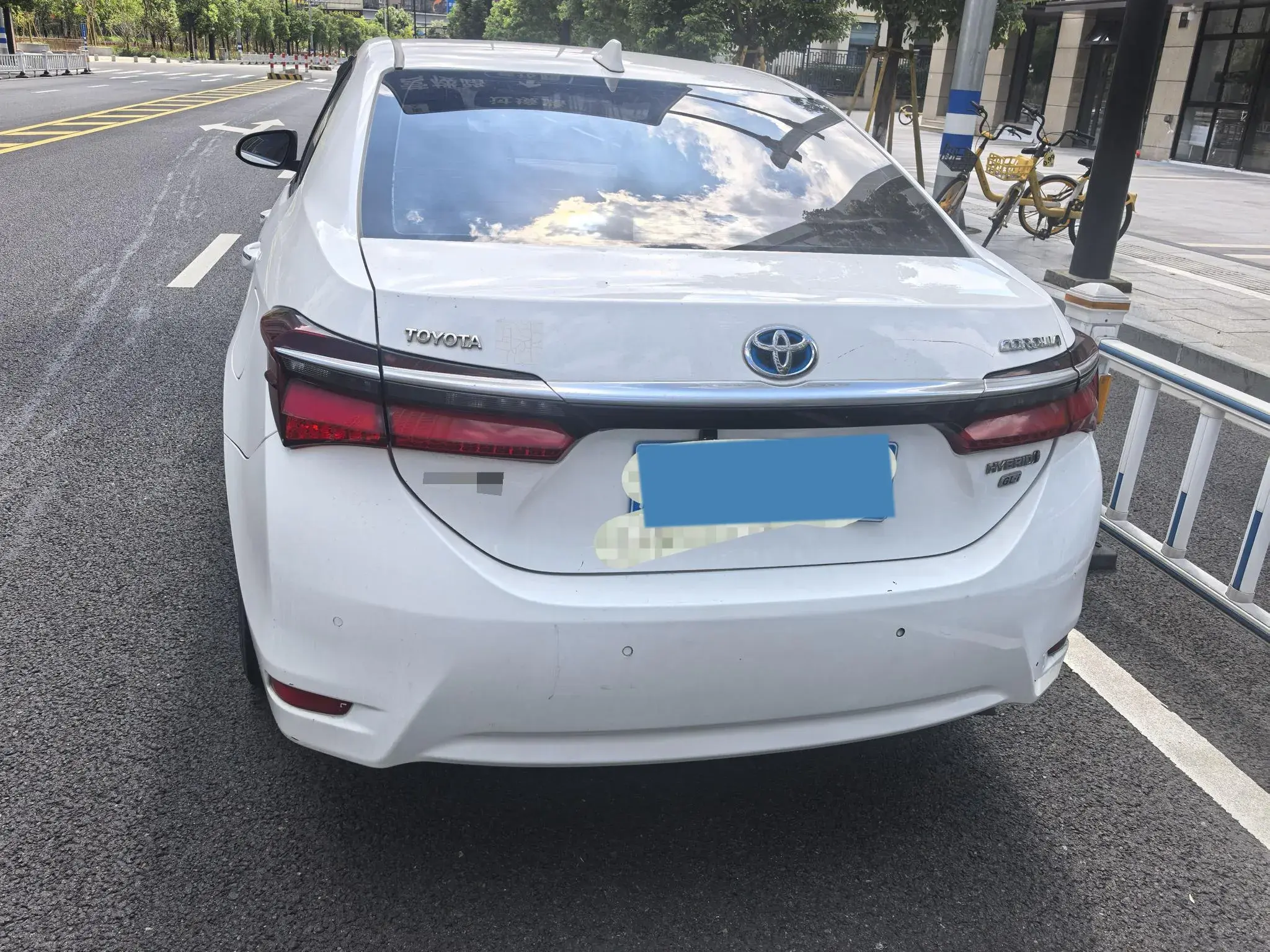 2018 TOYOTA COROLLA thumbnail 2