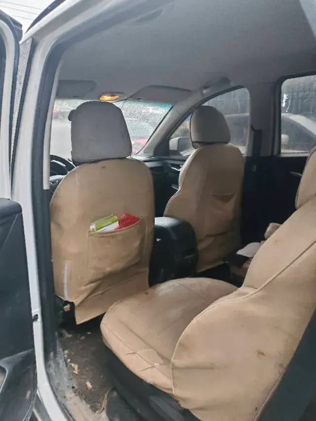 2019 WULING HONGGUANG thumbnail 3