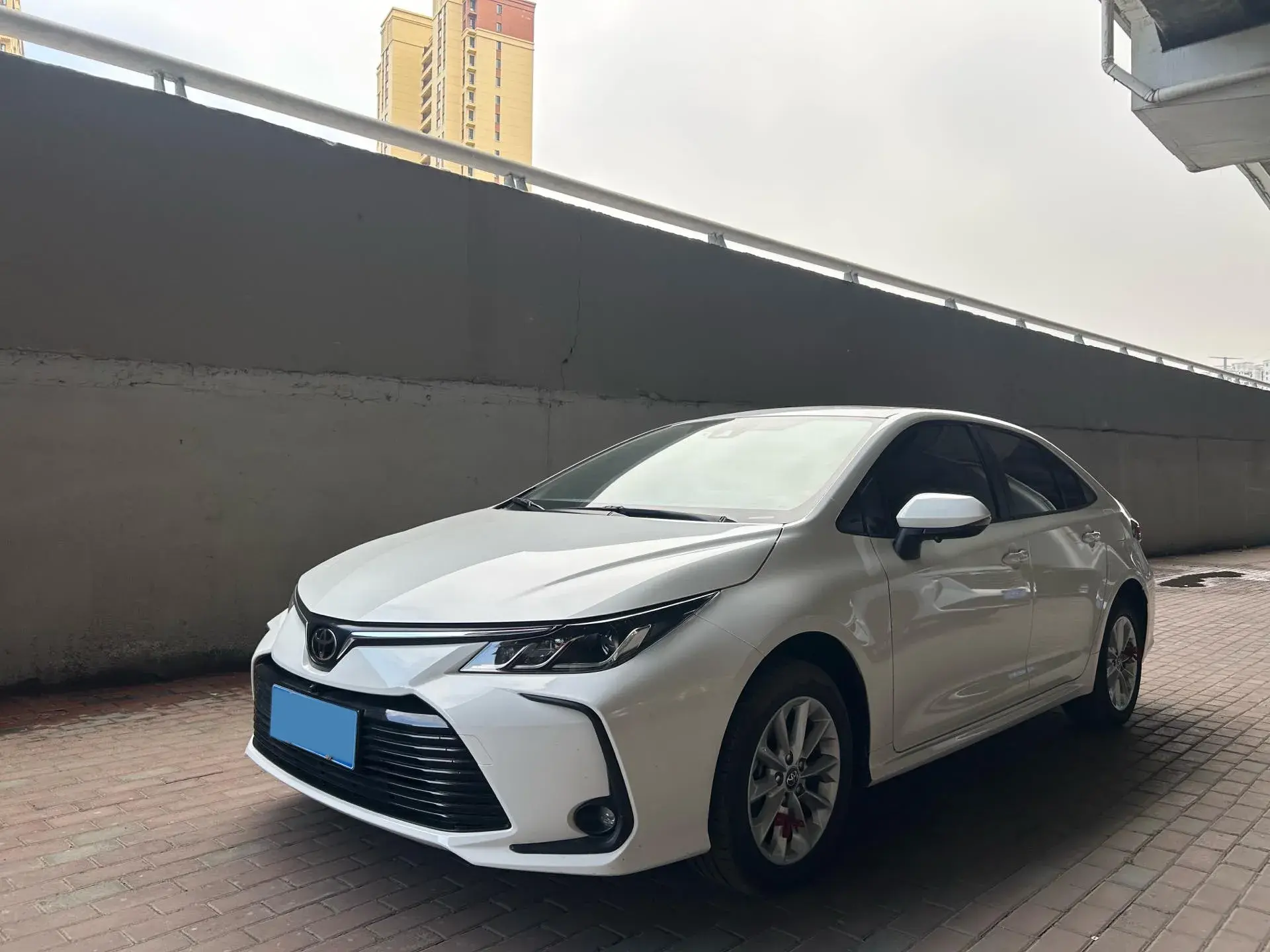 2023 TOYOTA COROLLA view 1