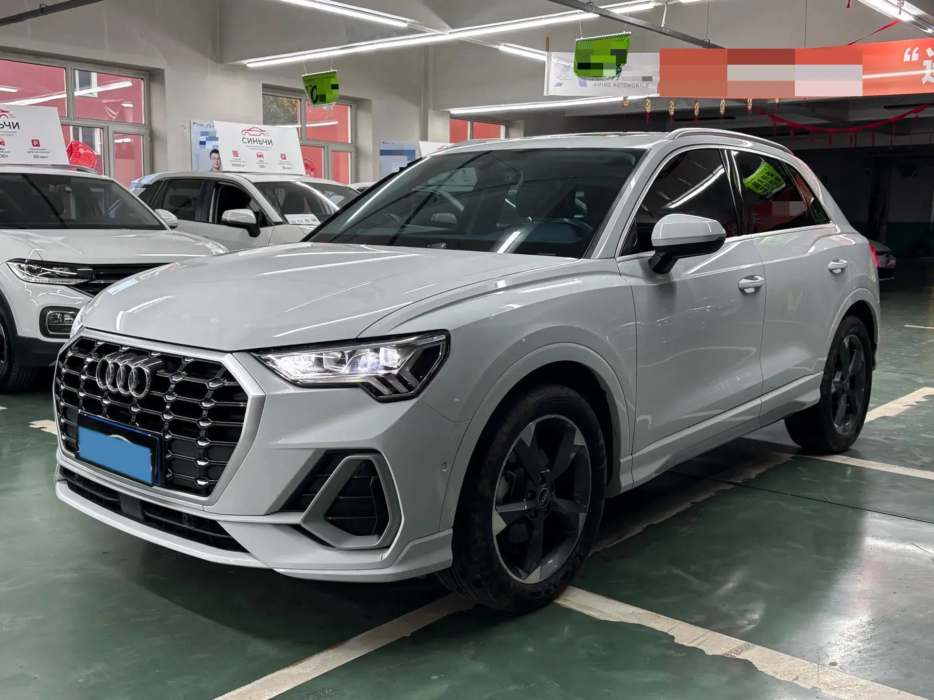 2021 AUDI Q3 view 1