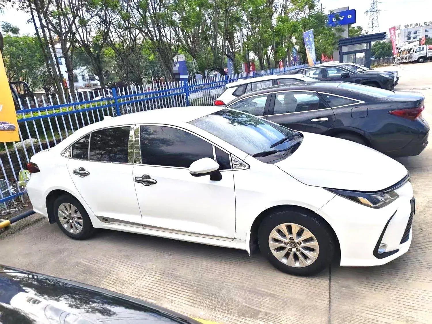 2021 TOYOTA COROLLA thumbnail 2