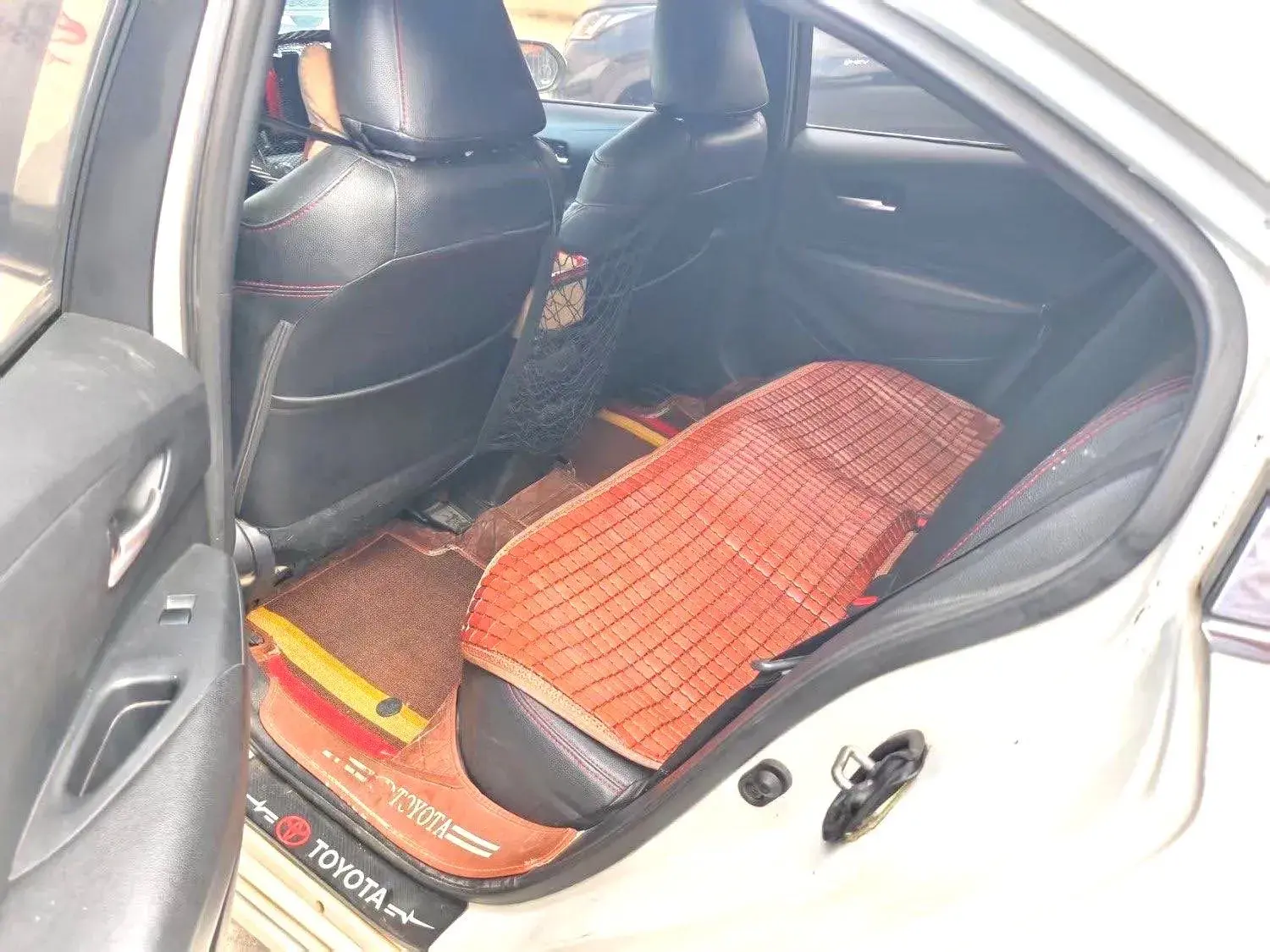 2021 TOYOTA COROLLA thumbnail 4