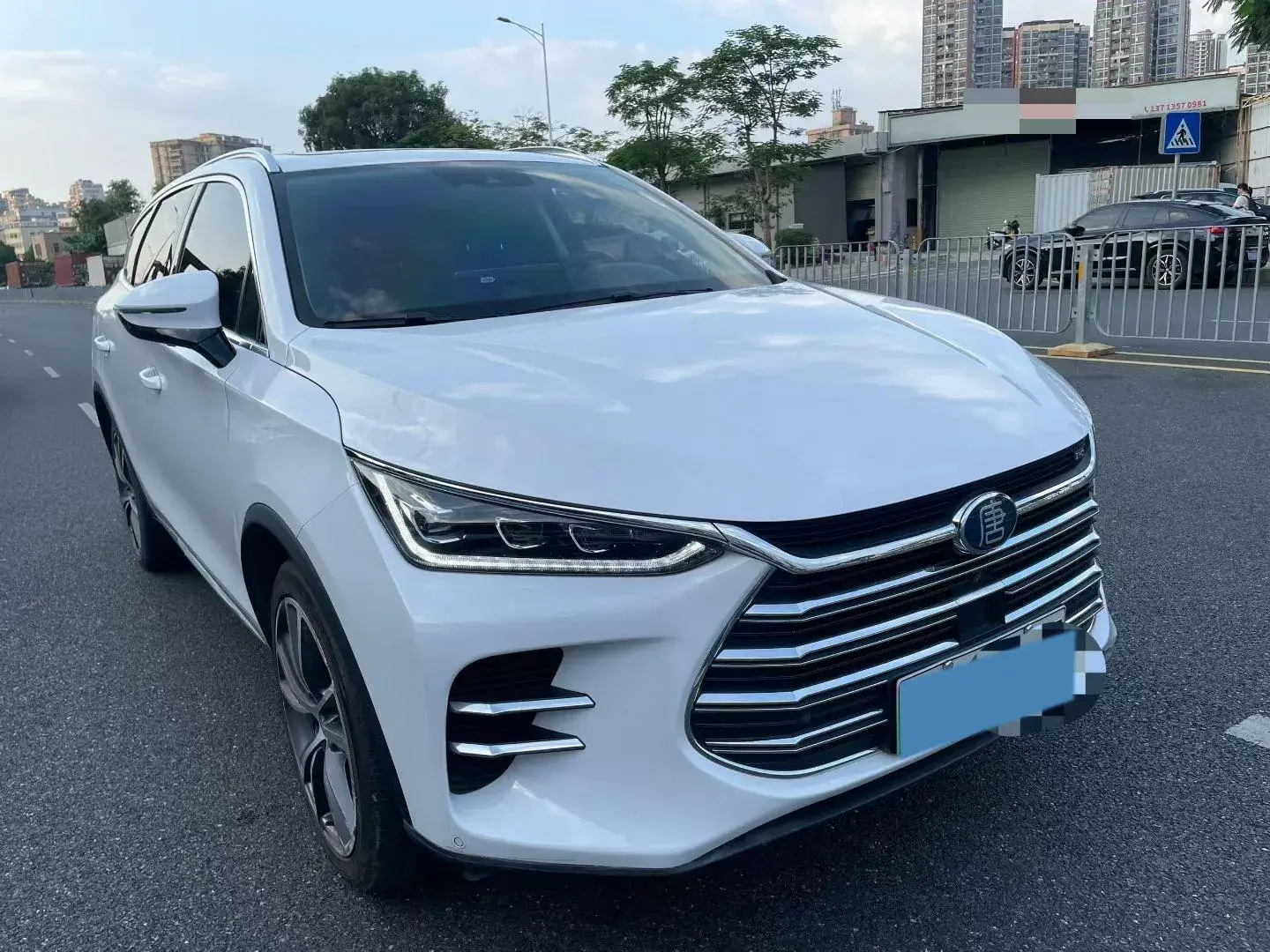 2020 BYD TANG thumbnail 3