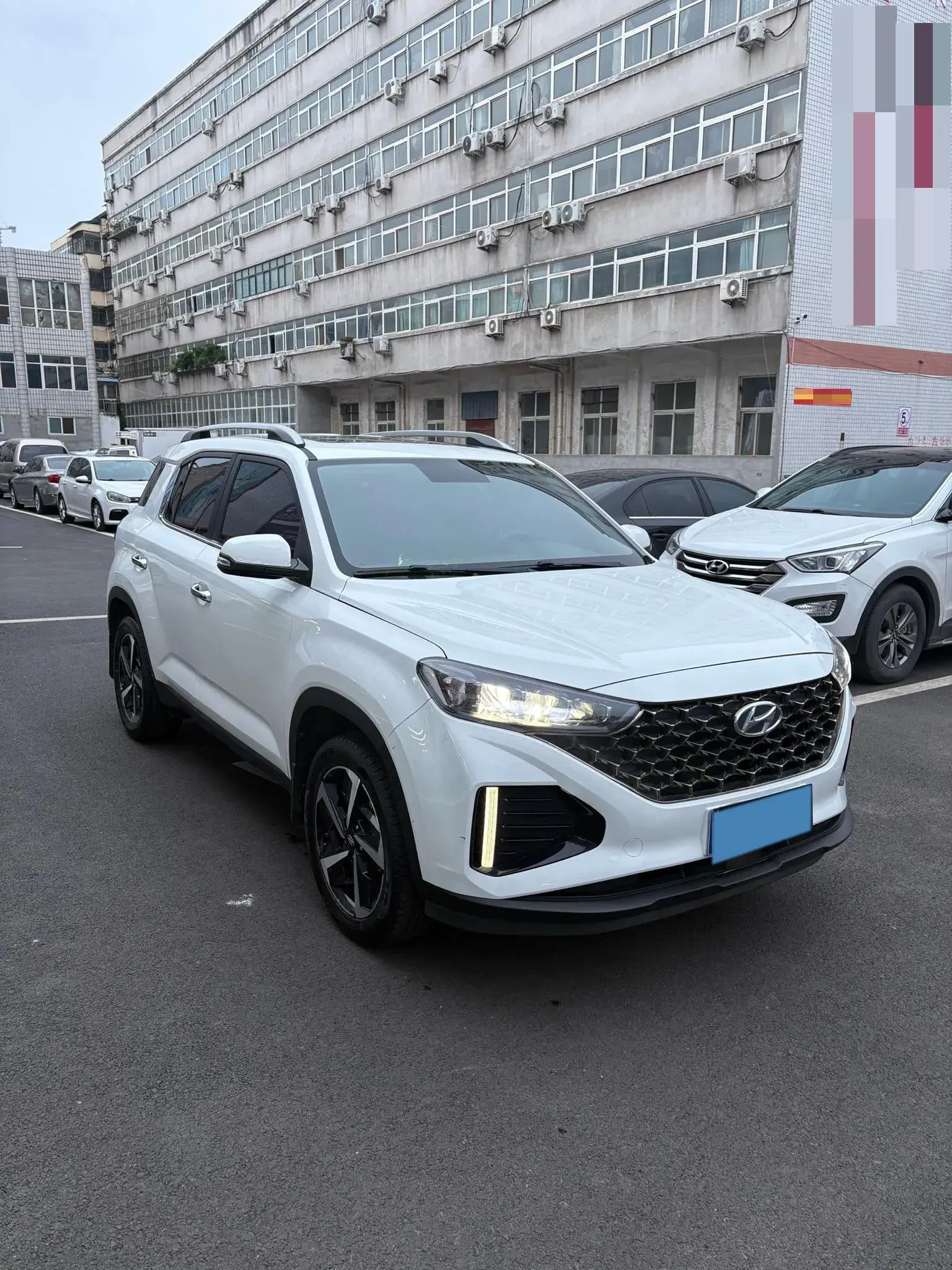2021 HYUNDAI IX35 thumbnail 3