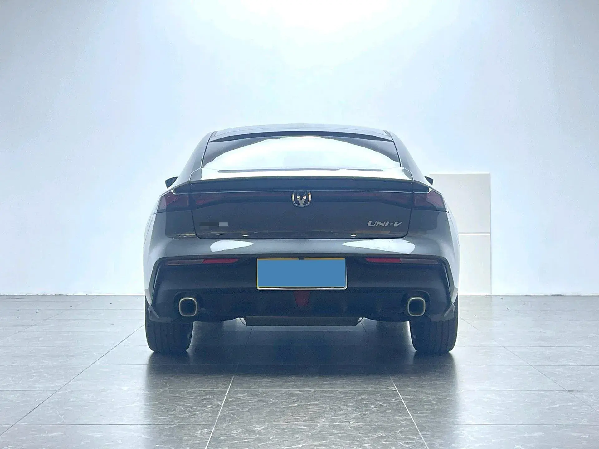 2022 CHANGAN UNI-V thumbnail 2