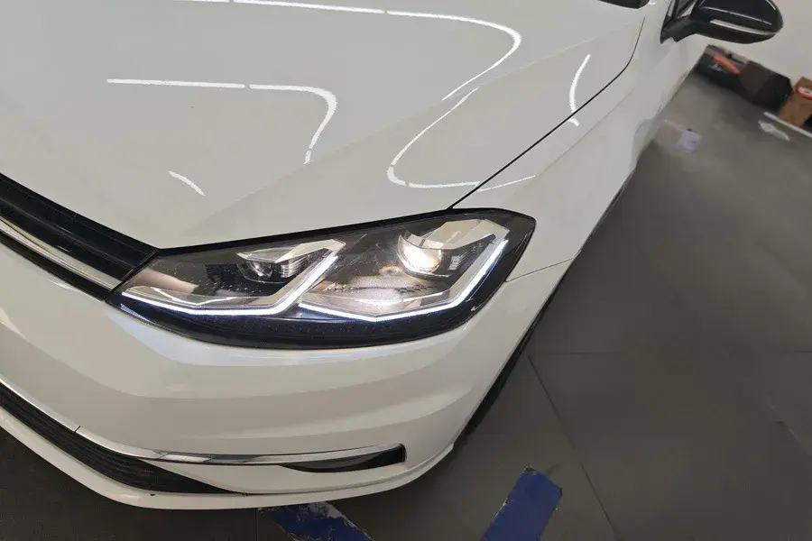 2019 VOLKSWAGEN GOLF thumbnail 4