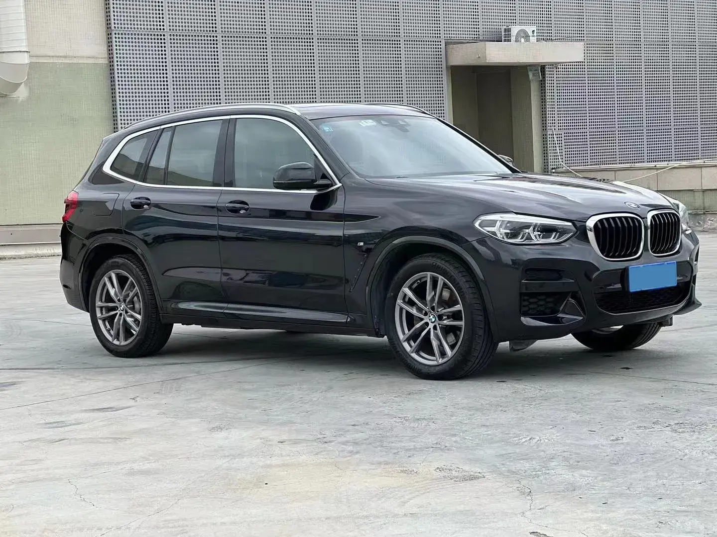 2021 BMW X3 thumbnail 2