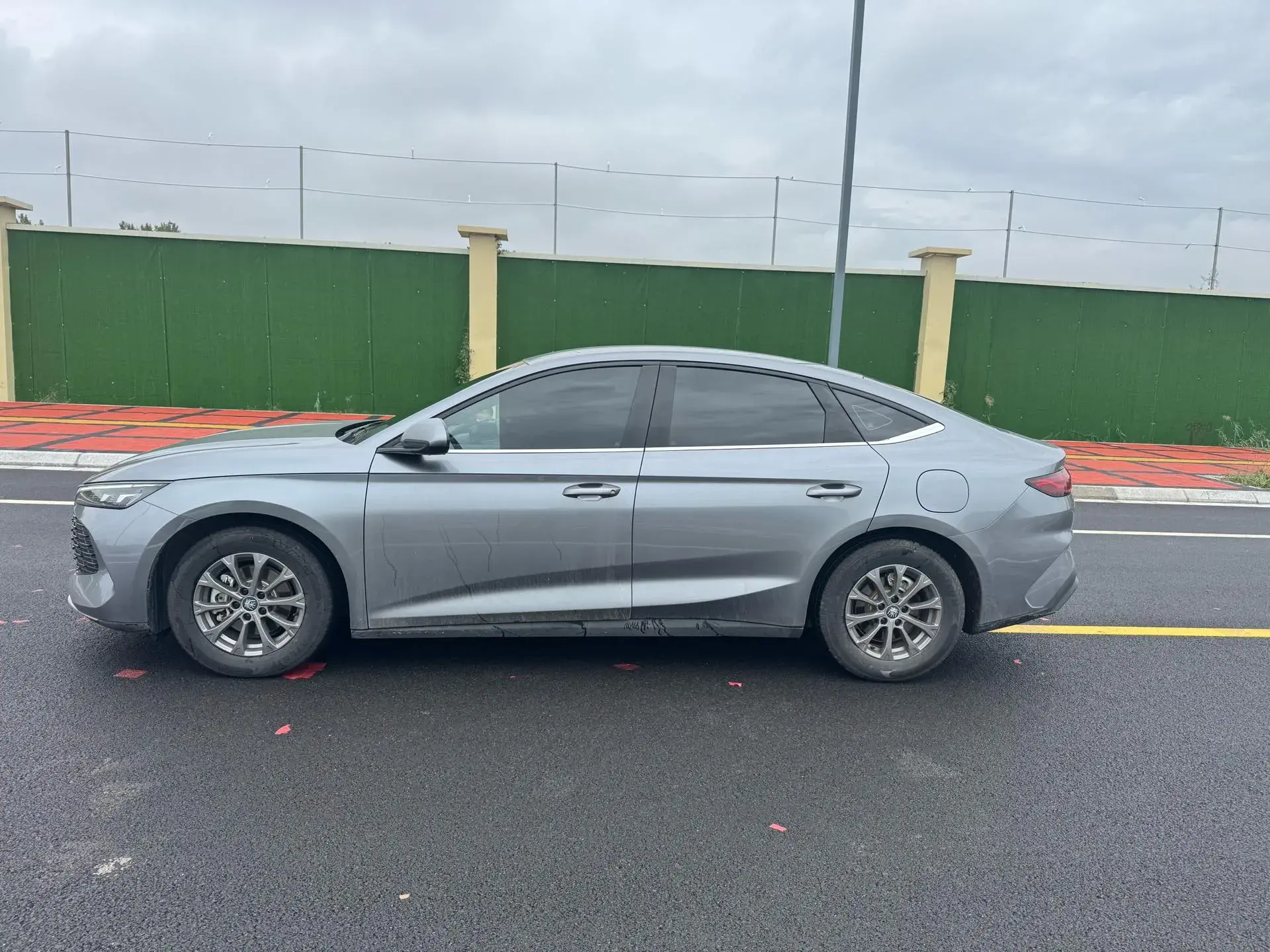 2024 BYD QINL thumbnail 3