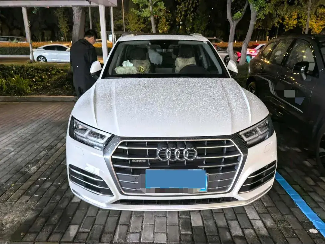 2020 AUDI Q5L thumbnail 2