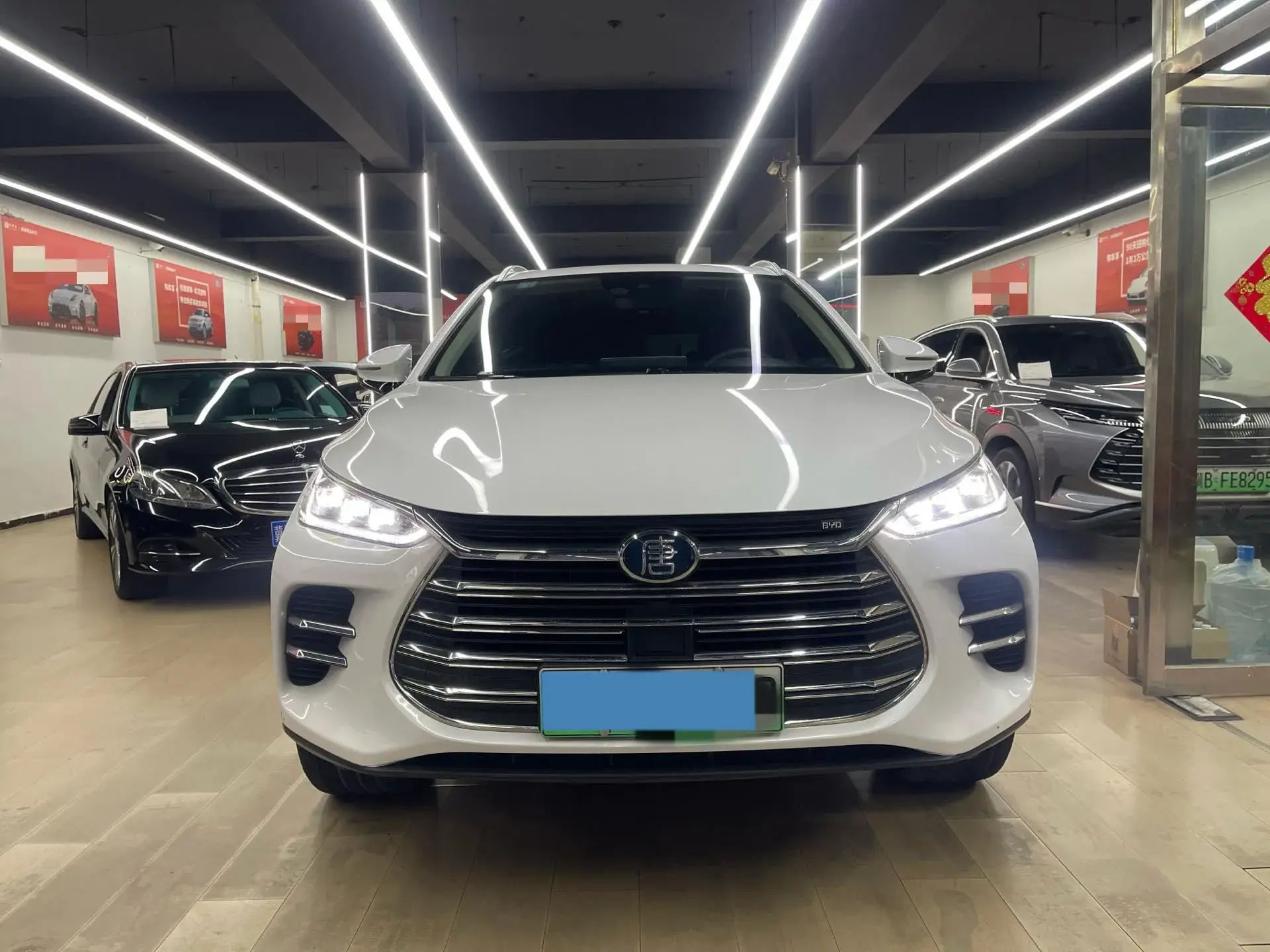 2018 BYD TANG thumbnail 2