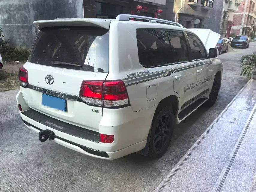 2015 Toyota Land Cruiser 4.6L 310HP V8 6AT,autocango,china used car exporter,china ev exporter,chinese used car exporter,chinese used ev exporter