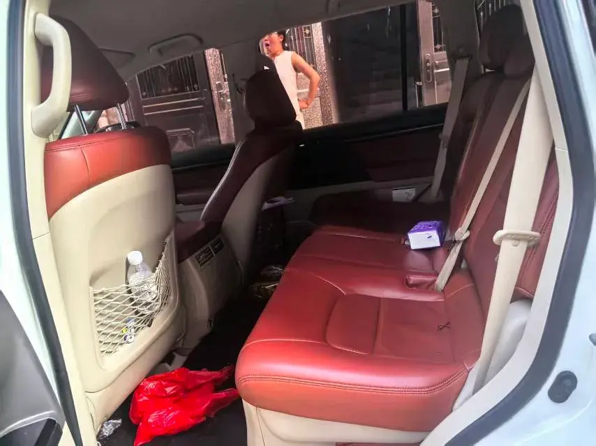 2015 TOYOTA LAND thumbnail 4