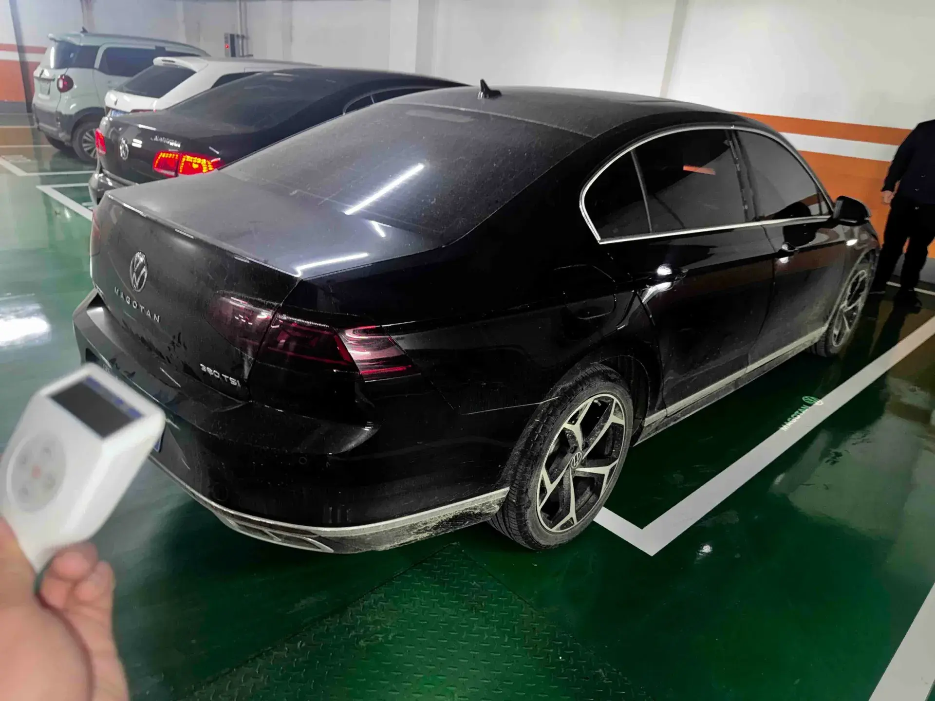 2023 VOLKSWAGEN MAGOTAN thumbnail 4