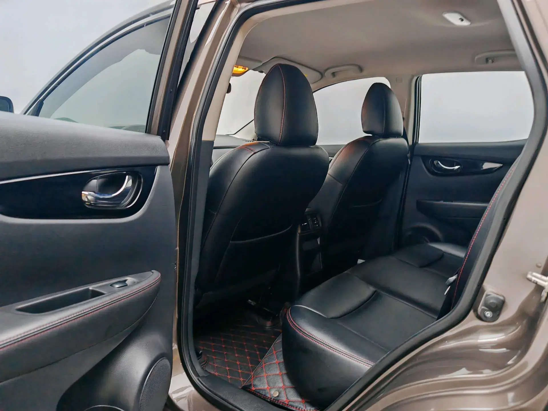 2021 NISSAN QASHQAI thumbnail 2