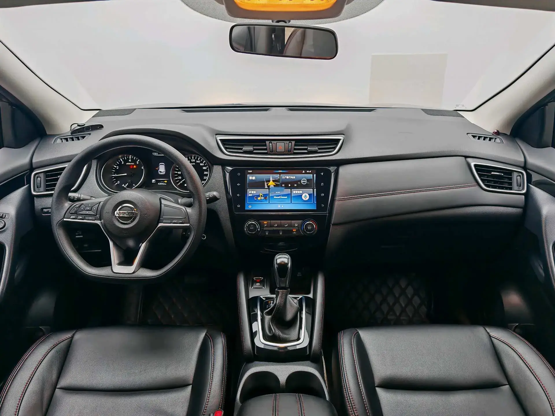 2021 NISSAN QASHQAI thumbnail 4