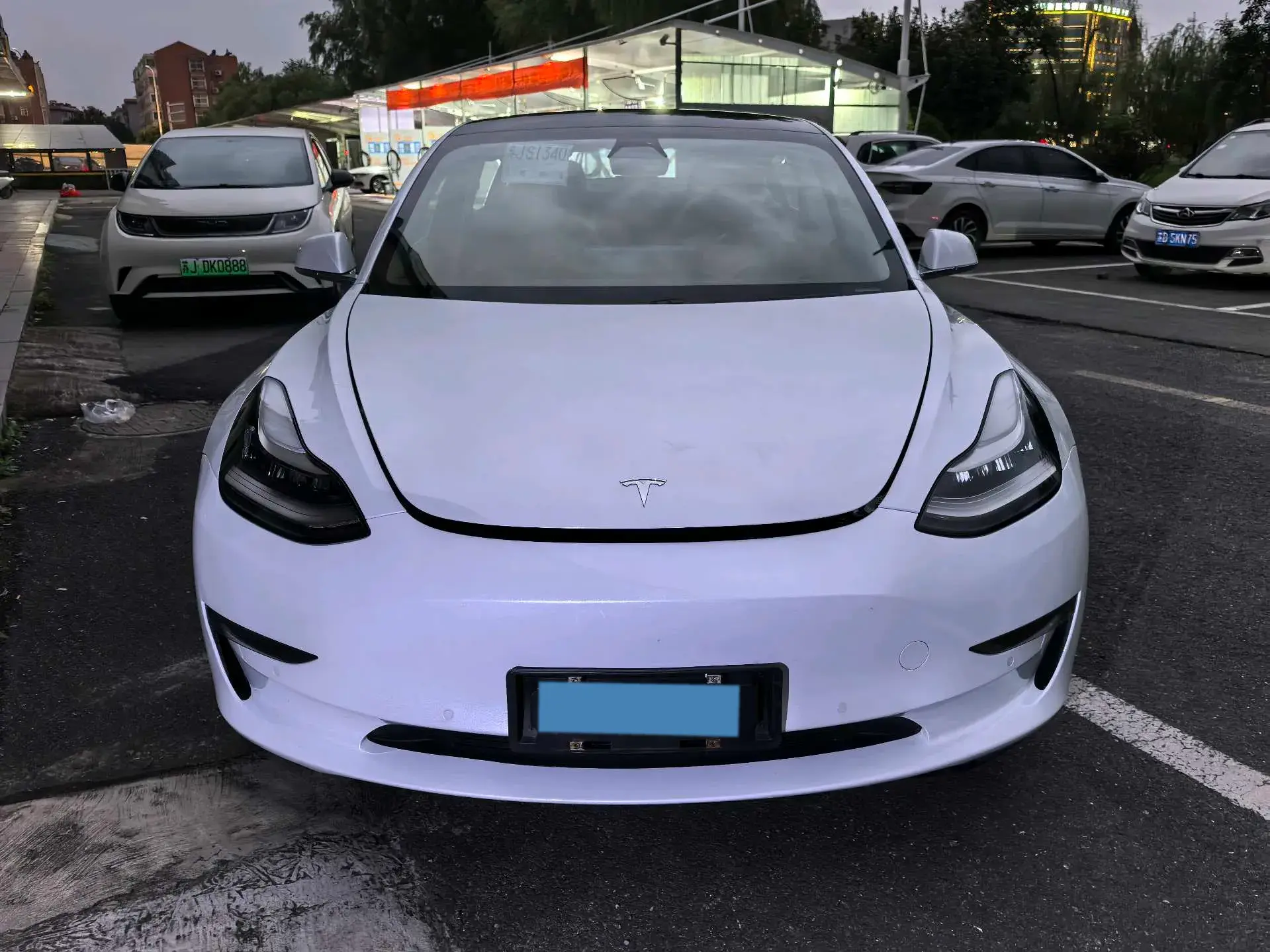 2020 TESLA MODEL thumbnail 2