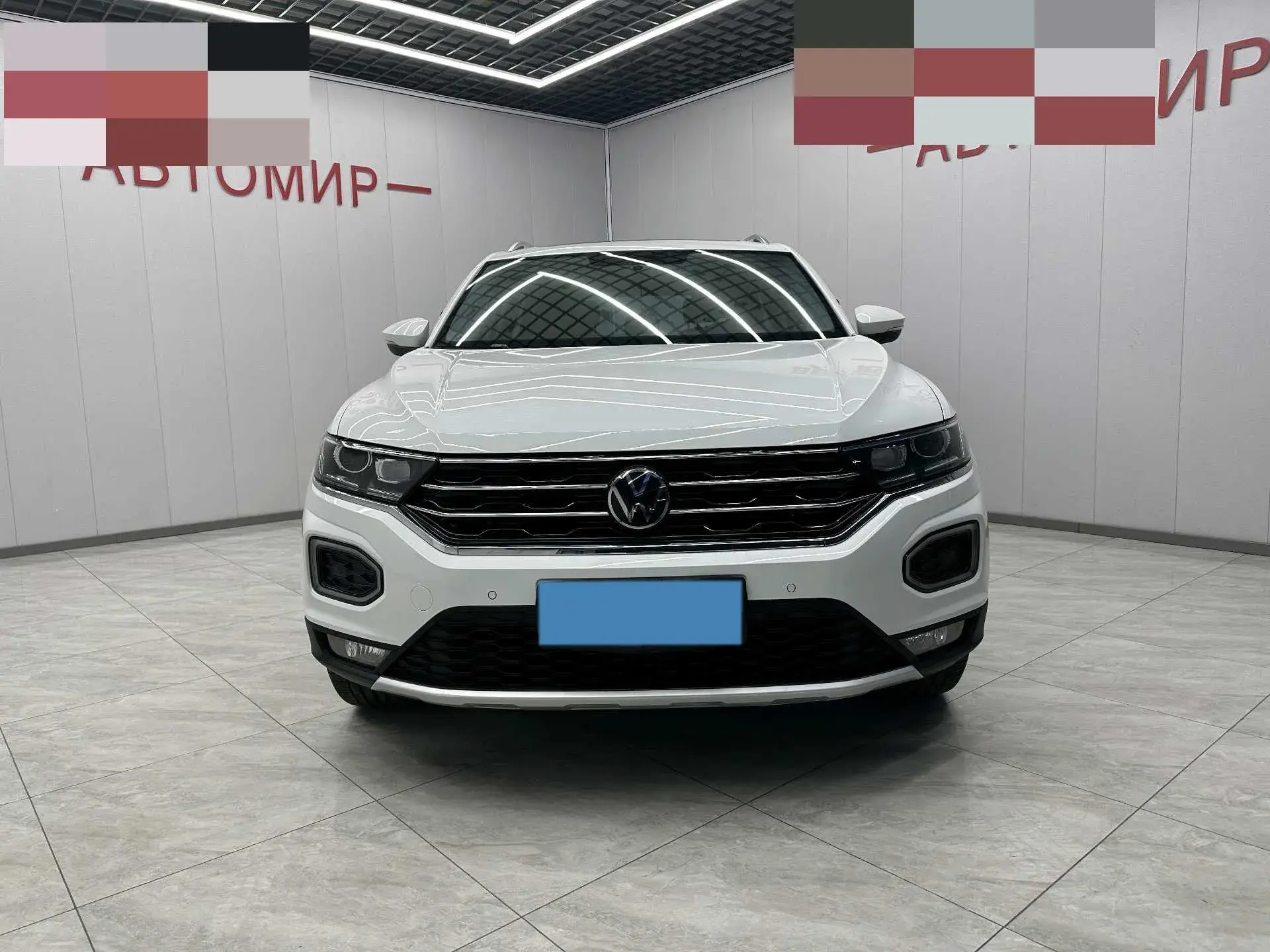 2022 VOLKSWAGEN T-ROC thumbnail 3