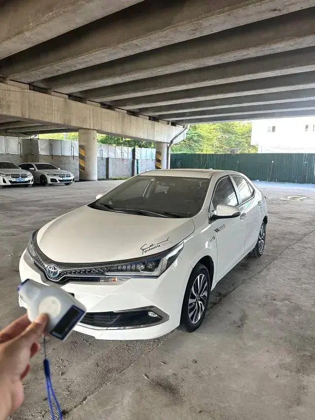 2020 Toyota Corolla Hybird E+ 1.8L 99HP L4 E-CVT PHEV 10.5KWH