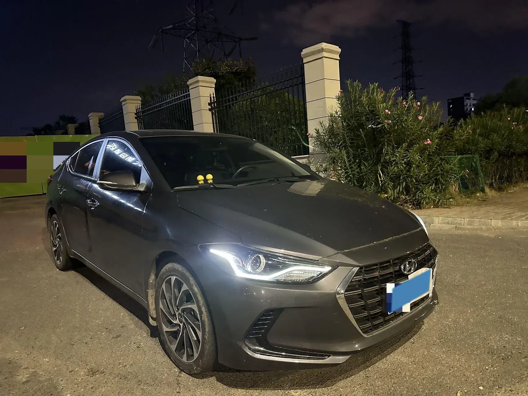 2020 HYUNDAI ELANTRA thumbnail 2