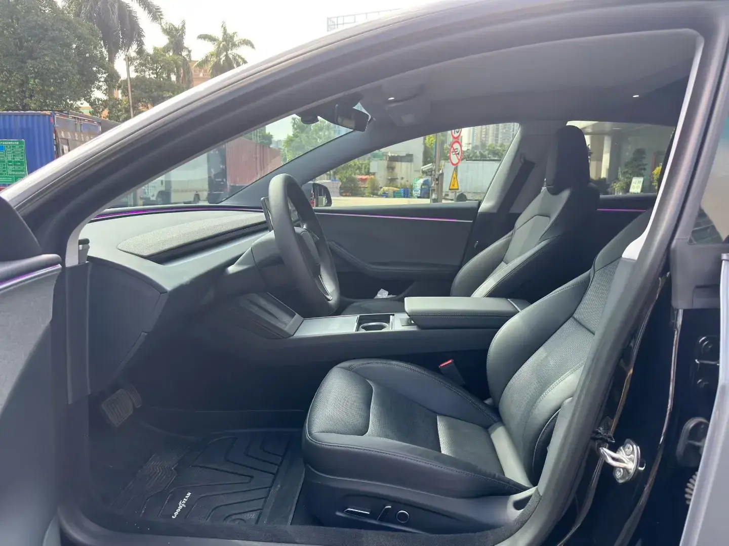 2023 TESLA MODEL thumbnail 4