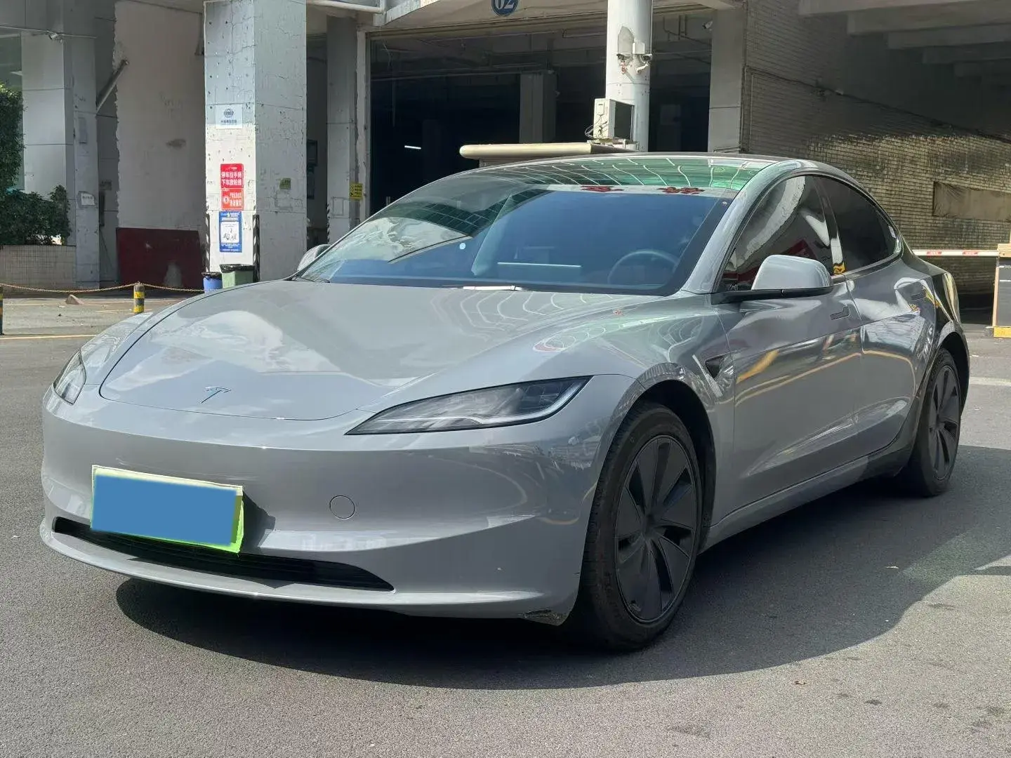 2023 TESLA MODEL view 1