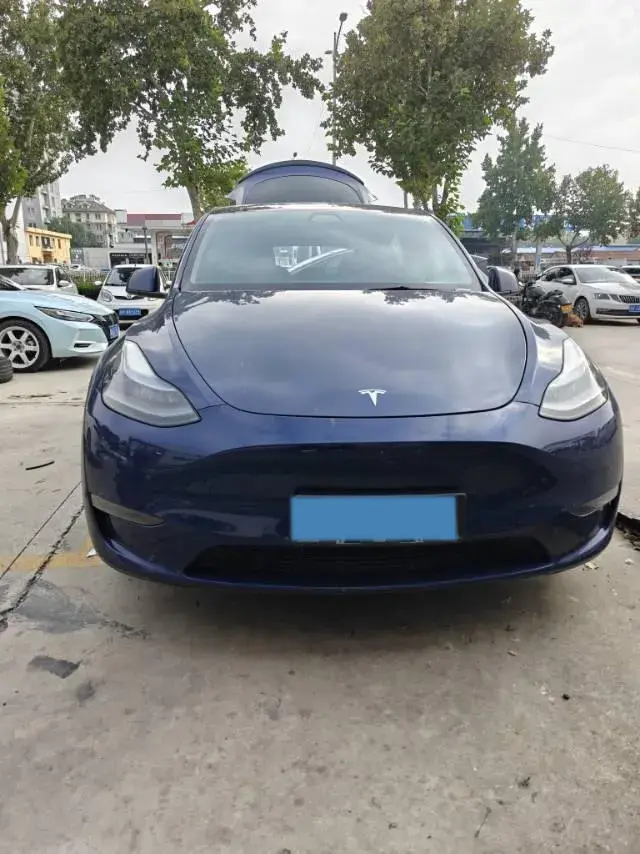 2022 TESLA MODEL thumbnail 3