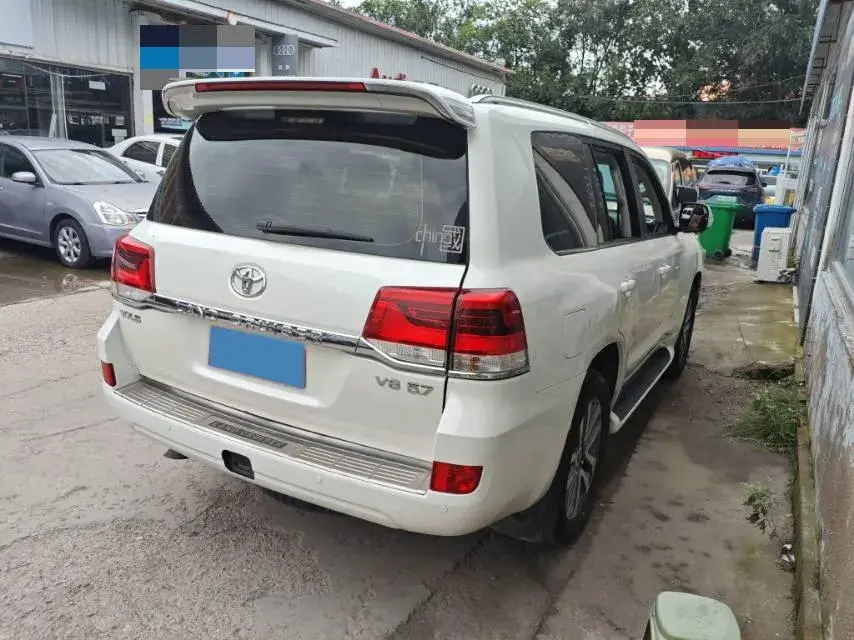 2019 CHEVROLET TRAX thumbnail 2