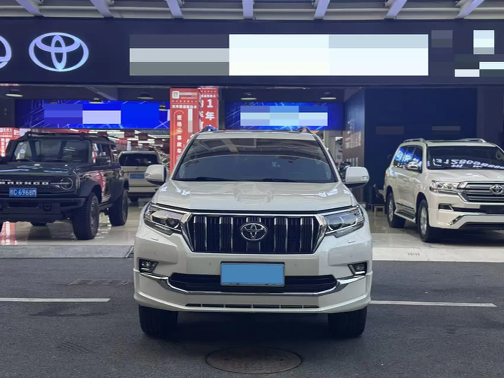 2019 TOYOTA LAND thumbnail 2