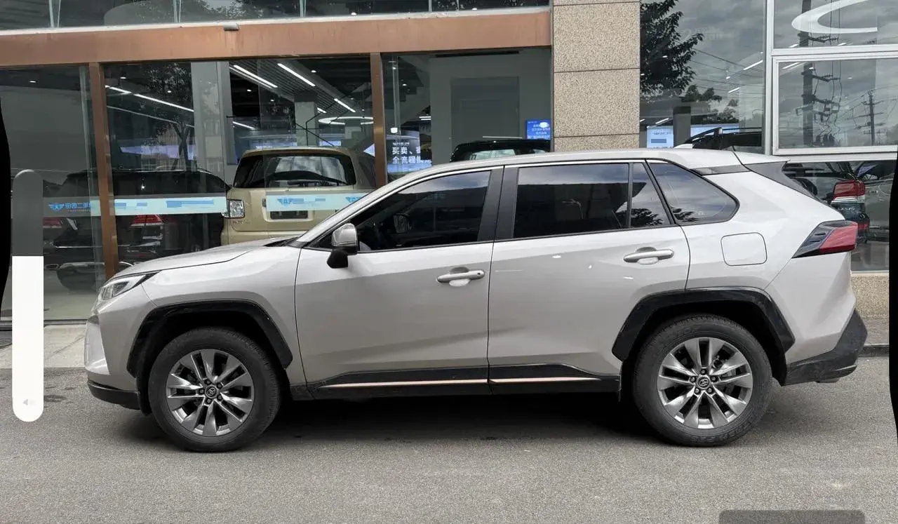 2024 TOYOTA WILDLANDER thumbnail 3