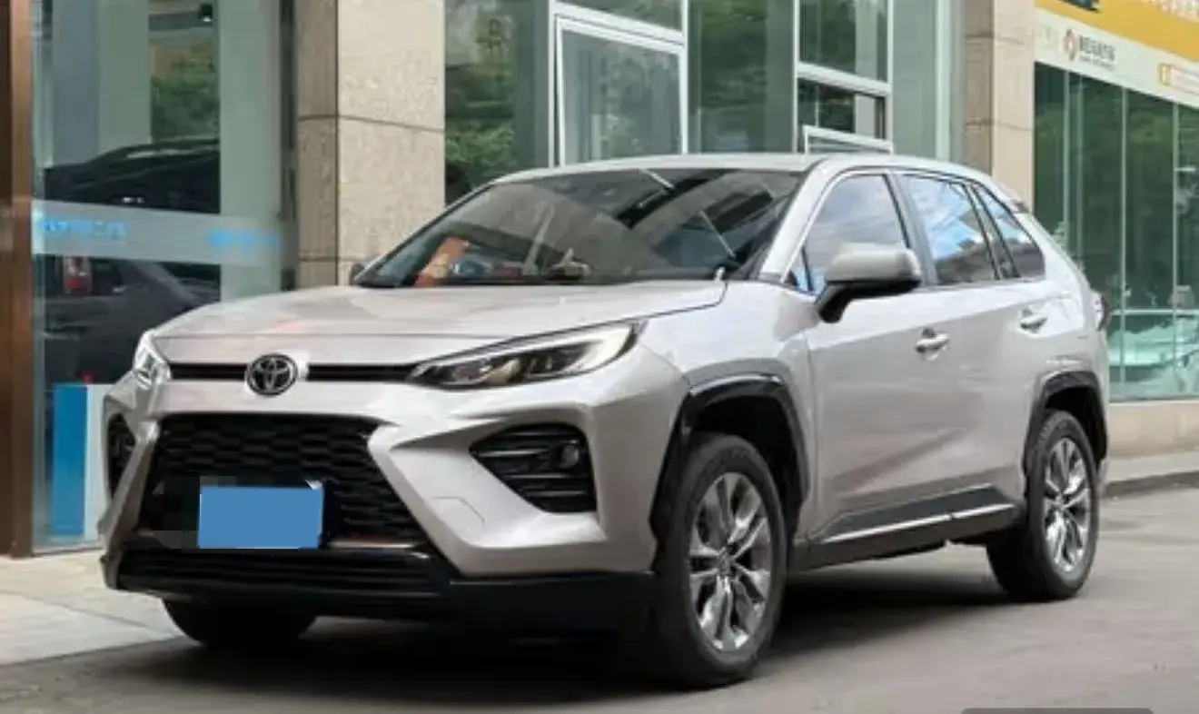 2024 TOYOTA WILDLANDER view 1