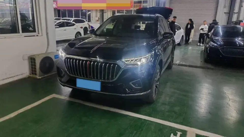 2022 HONGQI HS5 view 1