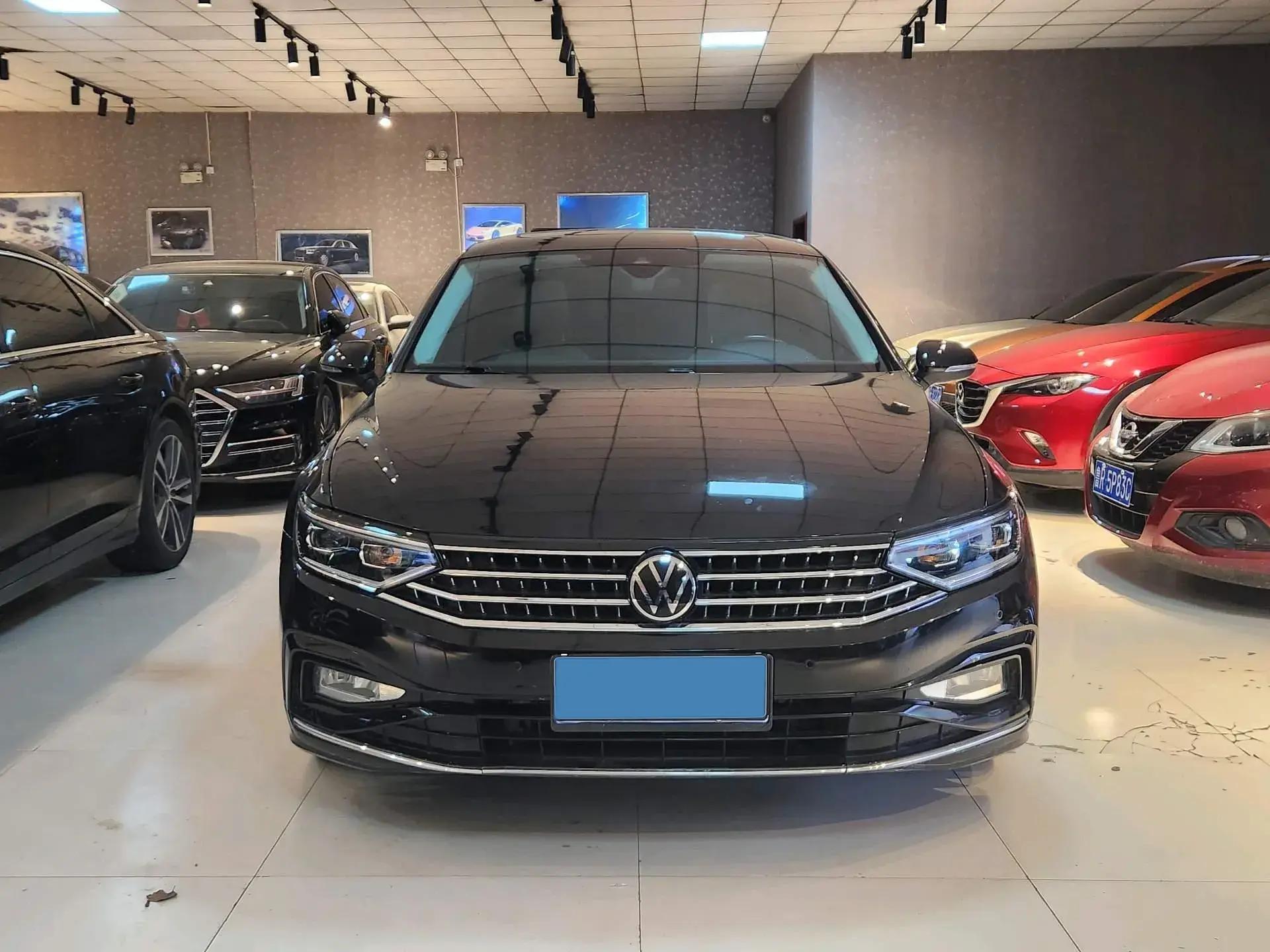 2023 VOLKSWAGEN MAGOTAN thumbnail 2