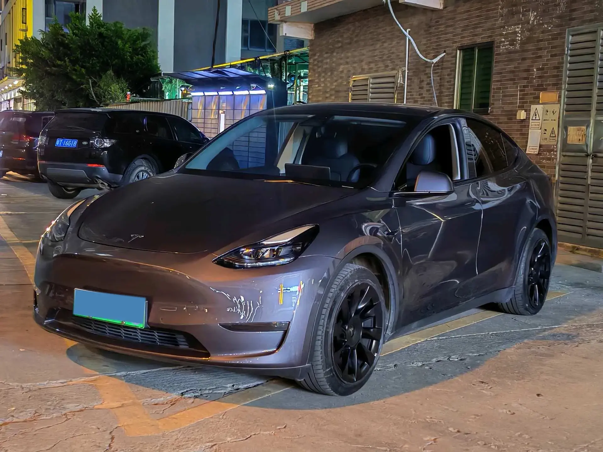 2021 TESLA MODEL view 1