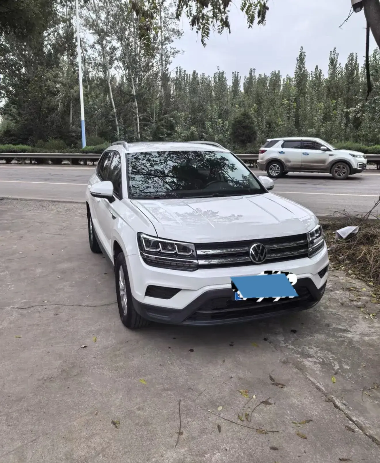 2021 VOLKSWAGEN THARU thumbnail 2