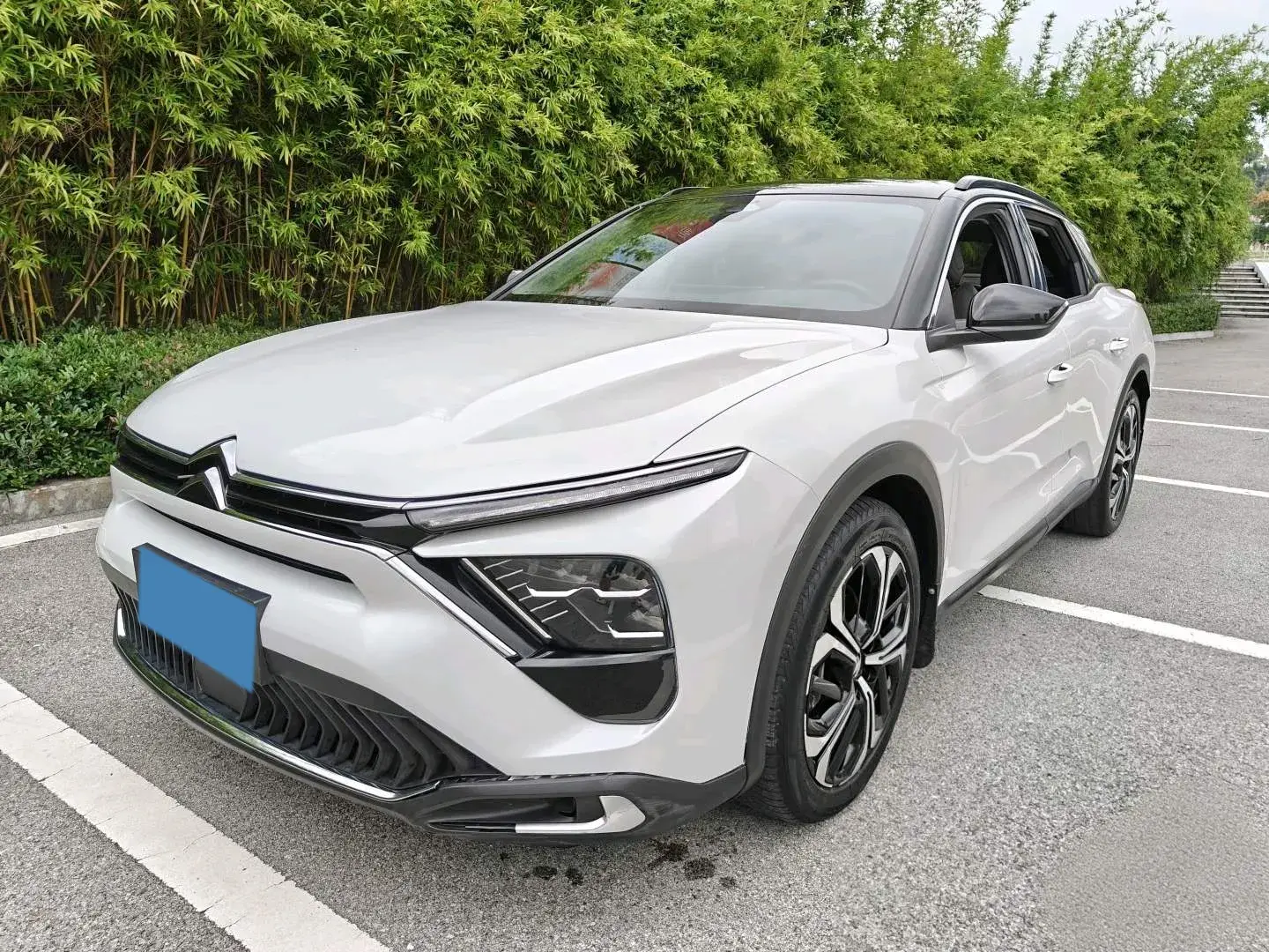 2021 CITROEN C5 view 1