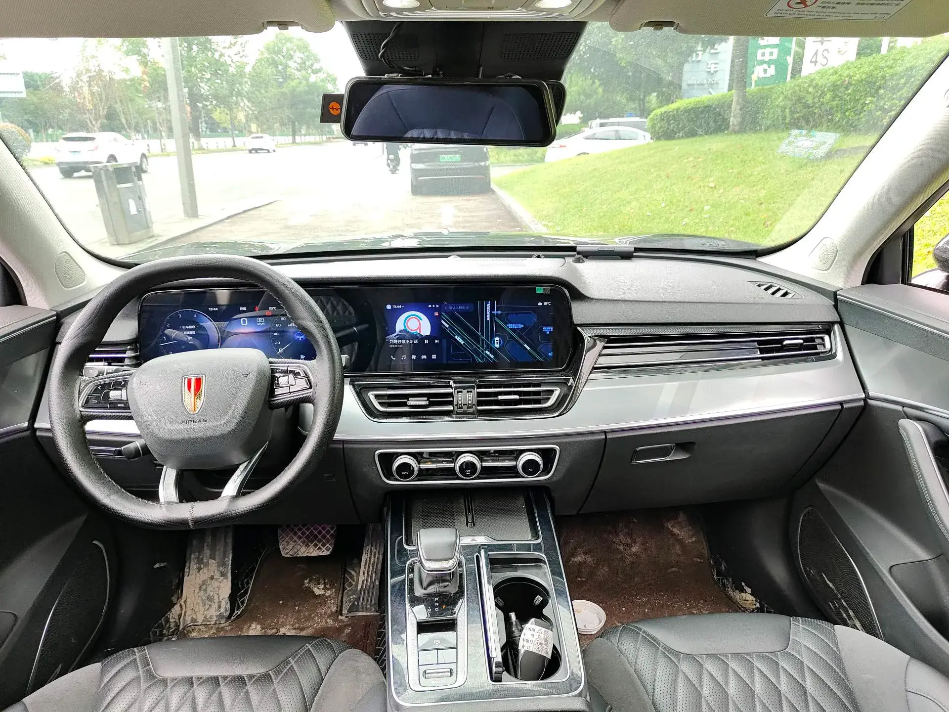 2023 HONGQI HS5 thumbnail 3