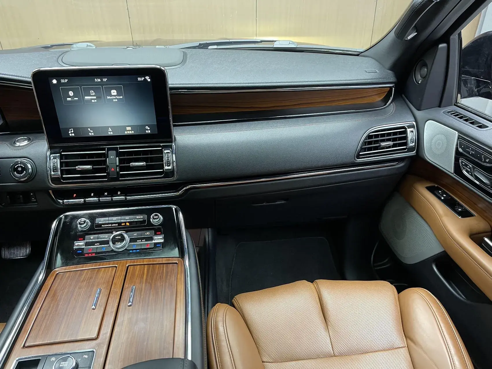 2020 LINCOLN NAVIGATOR thumbnail 4