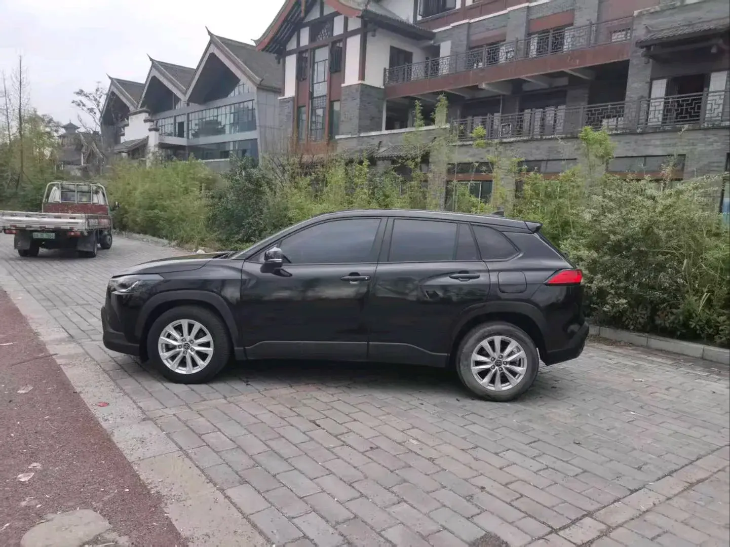 2022 TOYOTA COROLLA thumbnail 4