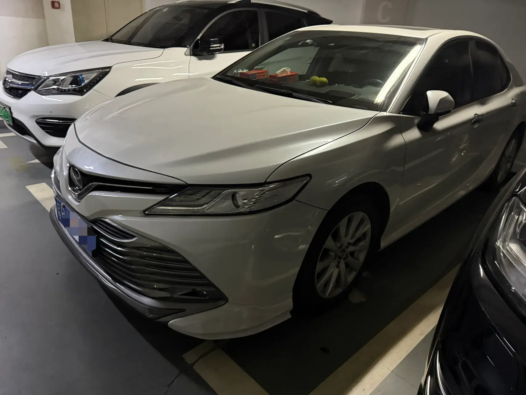 2019 TOYOTA CAMRY view 1