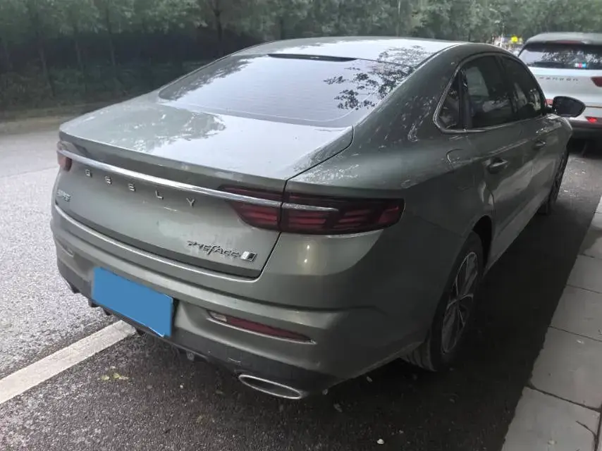 2023 GEELY PREFACE thumbnail 2